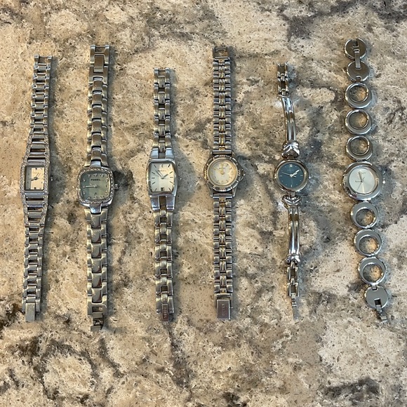 Dress watches - Picture 1 of 1